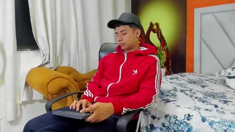 jaze_bradley online show from 02.25.25