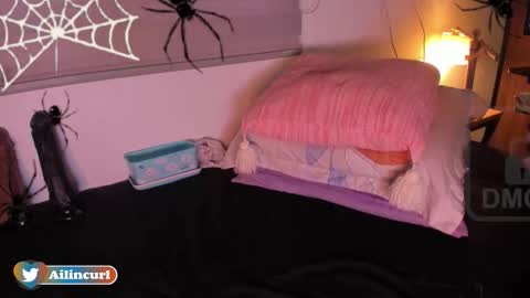 Jaz online show from 10.31.25