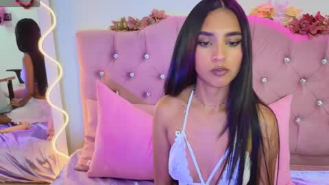 Jazmin  online show from 01.28.25