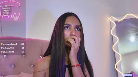 Jazmin  online show from 02.14.25