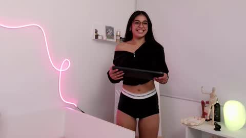 Jazmin online show from 12.20.25