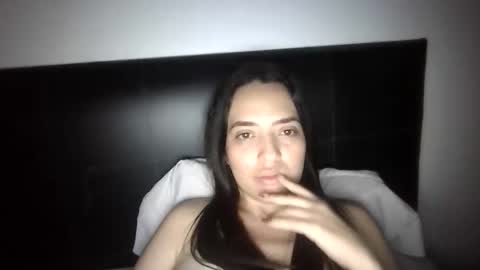 Snapshot of jazminojeda chatting on 04.21.26 jazminojeda online show from 04.21.26