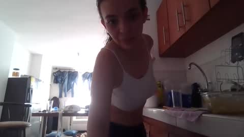 Snapshot of jazminojeda chatting on 05.16.26 jazminojeda online show from 05.16.26