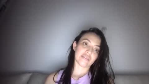 Snapshot of jazminojeda chatting on 05.20.26 jazminojeda online show from 05.20.26