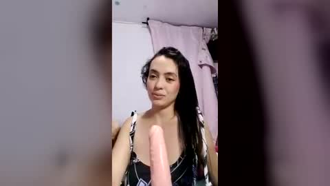 Snapshot of jazminojeda chatting on 07.25.26 jazminojeda online show from 07.25.26