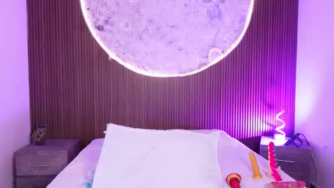 Jazminrusso  online show from 02.03.26