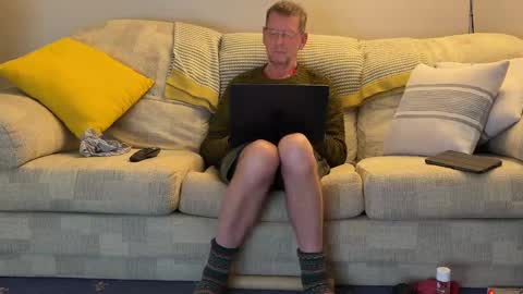 Snapshot of jcar57 chatting on 12.18.24 Jon online show from 12.18.24