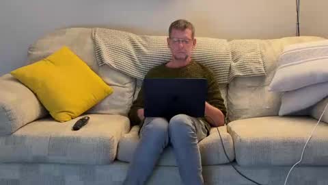 Snapshot of jcar57 chatting on 12.23.24 Jon online show from 12.23.24