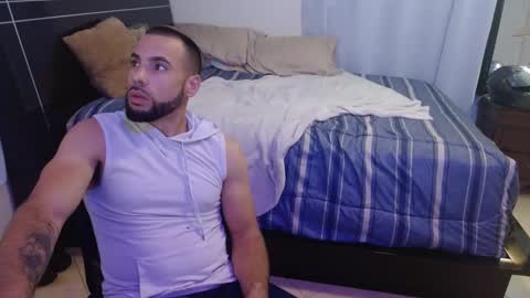 JcMax305 online show from 03.02.25