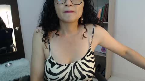 jeam_hot online show from 01.03.25