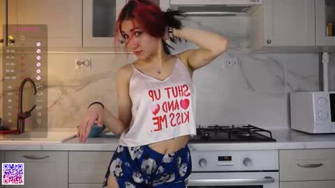 Snapshot of jeanfrancoa chatting on 03.10.25 Haily online show from 03.10.25