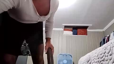 jeannettethesissy online show from 10.20.25