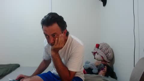 jeans_and_emma online show from 04.03.26