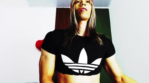 Snapshot of jeanys_sneider chatting on 02.15.25 Jeays online show from 02.15.25