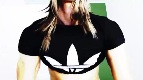 Snapshot of jeanys_sneider chatting on 02.21.25 Jeays online show from 02.21.25