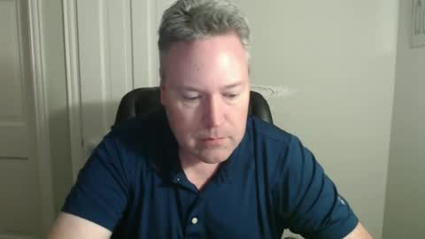 Snapshot of jeb5150 chatting on 10.04.25 JE online show from 10.04.25