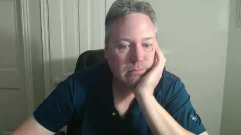 Snapshot of jeb5150 chatting on 10.18.25 JE online show from 10.18.25