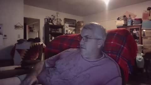 Snapshot of jecko71 chatting on 01.18.26 dadbody71 online show from 01.18.26