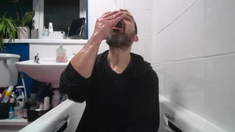 Snapshot of jediknight2 chatting on 02.14.25 Matt online show from 02.14.25