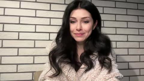 jennifer bones online show from 11.29.25