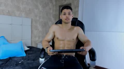 Snapshot of jeicob_gagnon chatting on 02.04.25 jeicob gagnon online show from 02.04.25