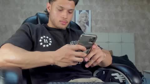 Snapshot of jeicob_gagnon chatting on 09.10.25 jeicob gagnon online show from 09.10.25