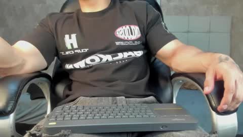 Snapshot of jeicob_gagnon chatting on 09.11.25 jeicob gagnon online show from 09.11.25