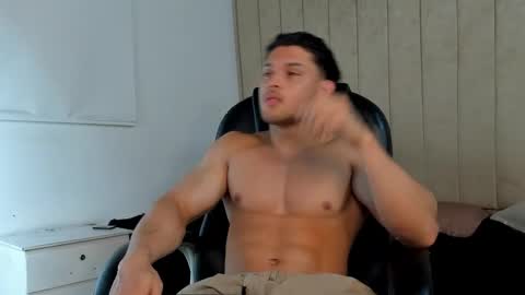 Snapshot of jeicob_gagnon chatting on 10.22.25 jeicob gagnon online show from 10.22.25