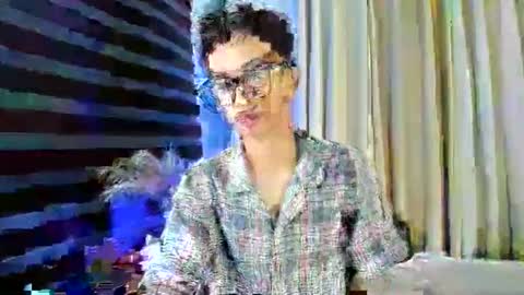 JELicious online show from 05.11.26