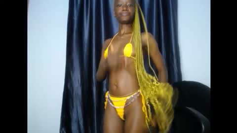 Snapshot of jellybelly7 chatting on 10.10.25 Linda online show from 10.10.25