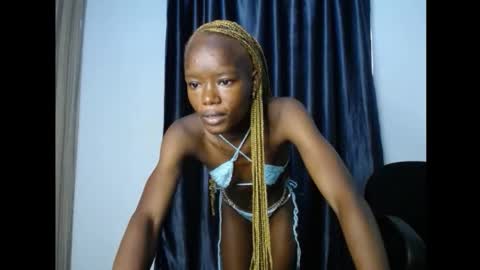 Snapshot of jellybelly7 chatting on 10.15.25 Linda online show from 10.15.25