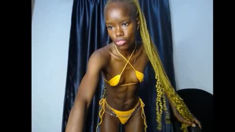 Snapshot of jellybelly7 chatting on 10.27.25 Linda online show from 10.27.25