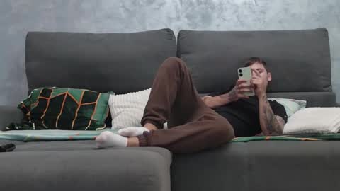 jelonym_asg2123 online show from 11.10.25