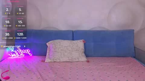 Snapshot of jemalia chatting on 09.30.25 Alice online show from 09.30.25