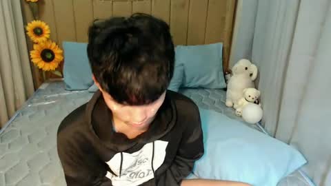 jemart_urnaughtboy online show from 07.07.26