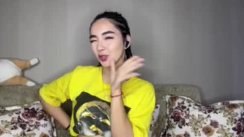 Snapshot of jenifersimon chatting on 09.25.25 Jenifer online show from 09.25.25