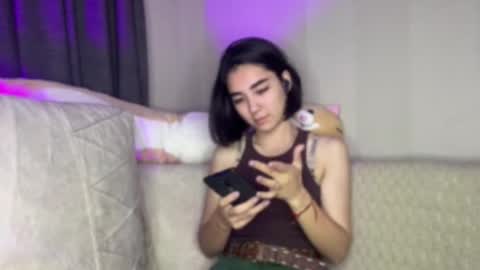 Snapshot of jenifersimon chatting on 10.14.25 Jenifer online show from 10.14.25