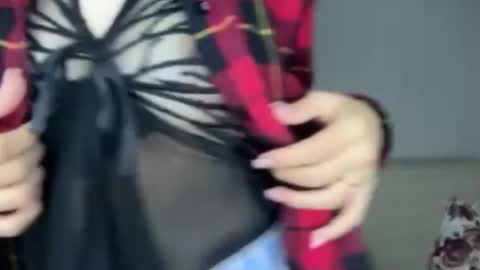 Snapshot of jenifersimon chatting on 10.19.25 Jenifer online show from 10.19.25