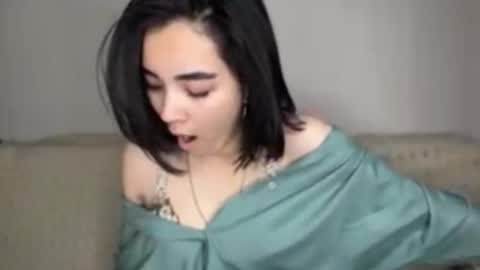 Snapshot of jenifersimon chatting on 10.30.25 Jenifer online show from 10.30.25