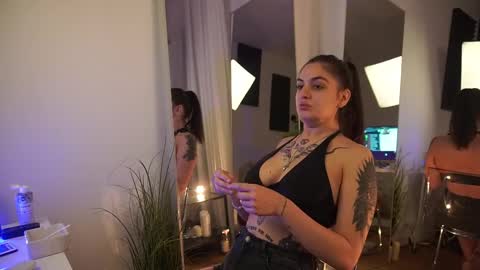 jeniffer_foxx online show from 09.25.25