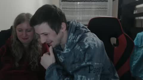 Snapshot of jenisandpeter chatting on 02.13.25 JenisAndPeter online show from 02.13.25
