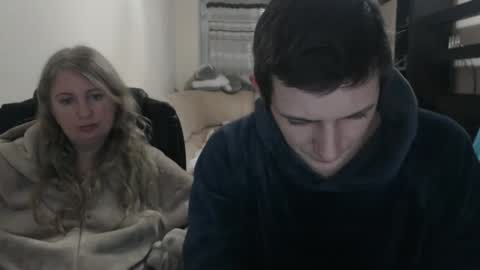 Snapshot of jenisandpeter chatting on 02.18.25 JenisAndPeter online show from 02.18.25