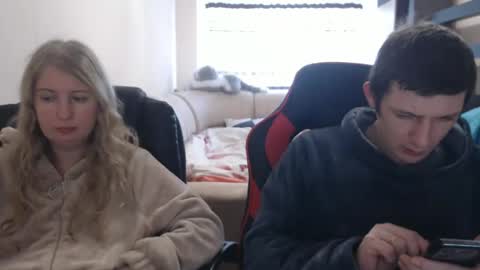 Snapshot of jenisandpeter chatting on 02.19.25 JenisAndPeter online show from 02.19.25