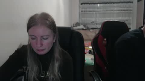 JenisAndPeter online show from 09.30.25