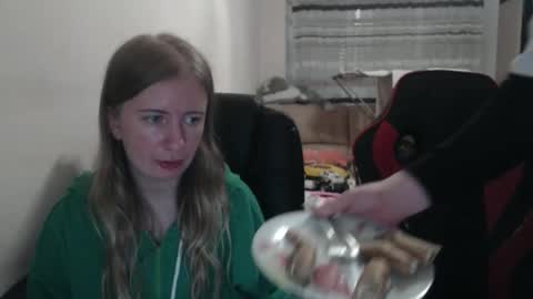 JenisAndPeter online show from 10.16.25