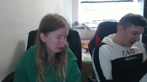 JenisAndPeter online show from 10.17.25