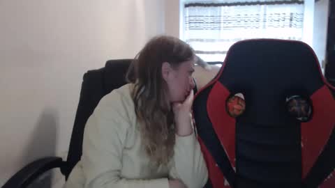 JenisAndPeter online show from 11.06.25