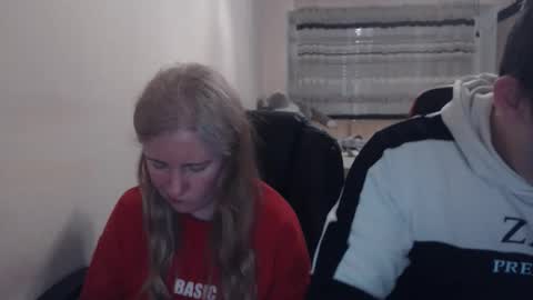 JenisAndPeter online show from 04.12.26