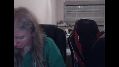 JenisAndPeter online show from 04.16.26