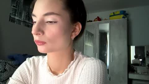 Emilia online show from 09.09.25
